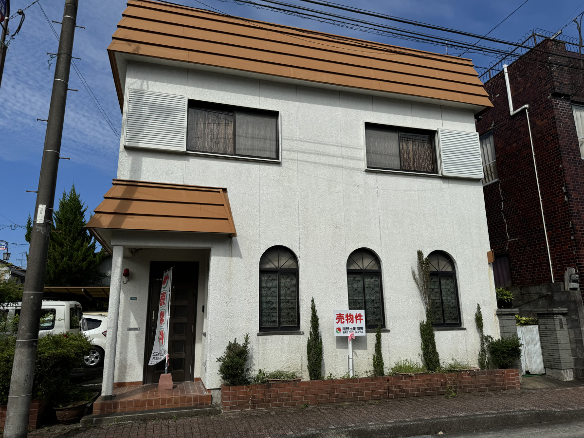 No.190【大口校区／築５０年以上／５ＬＤK（２階含）／売：１，０００万】「チョコっとときめく憩い安心尽くしの家」：伊佐市空き家バンク